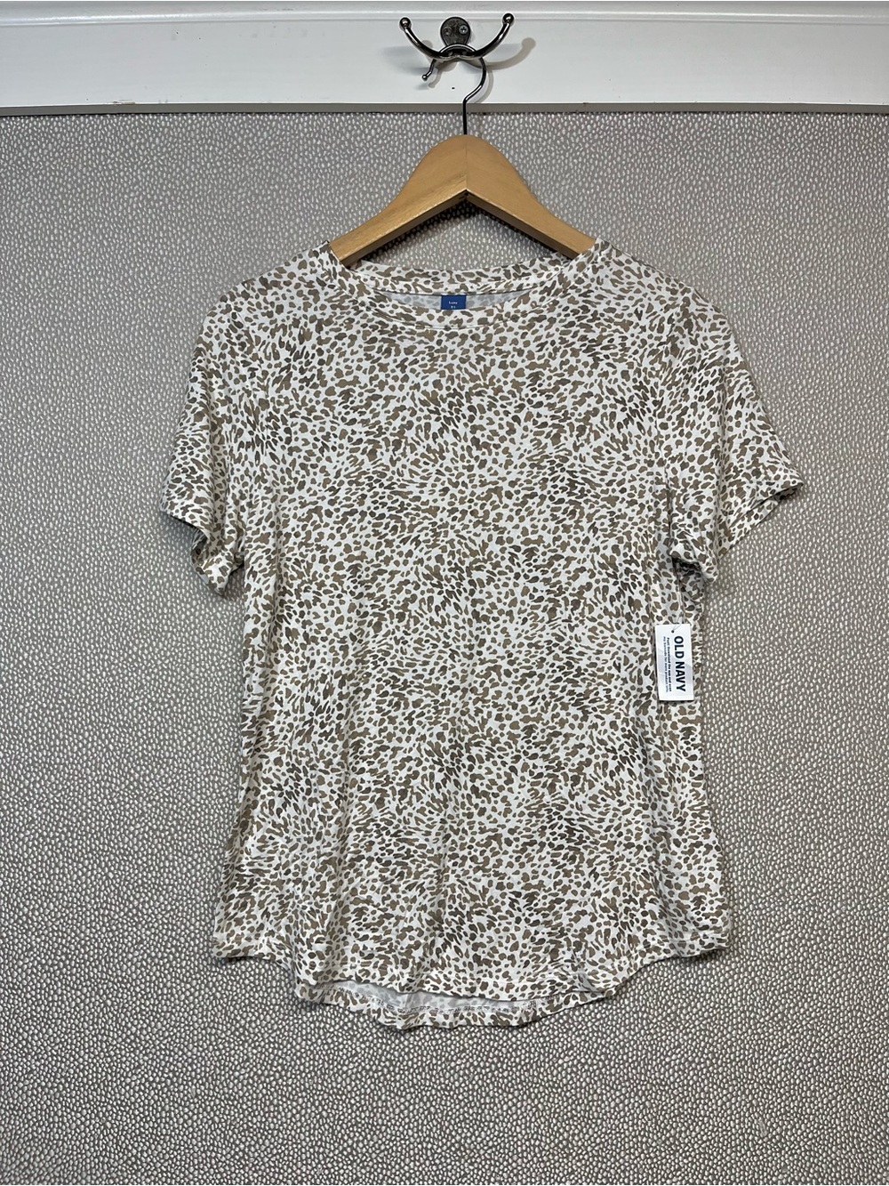 🆕 XS Old Navy Women's Luxe Leopard Print Short Sleeve Tee NWT